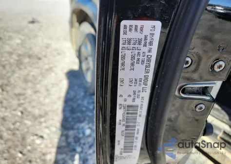 2013 Ram 1500 St z USA, uszkodzony, nr VIN 1C6RR7FP4DS605053